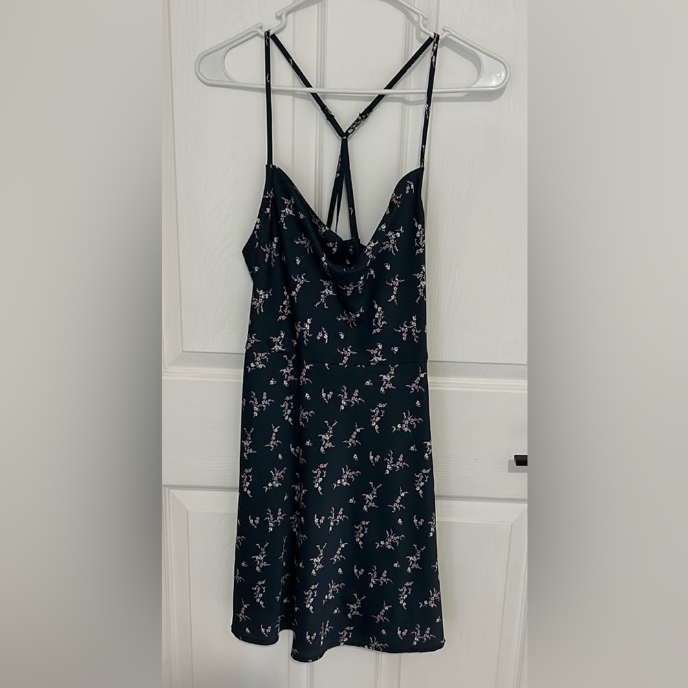 Abercrombie silk dress size M